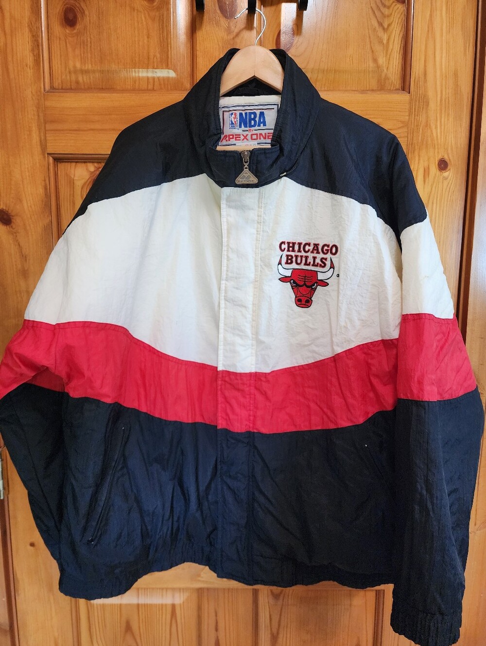 Vintage Apex One NBA Chicago Bulls Colorblock Windbreaker Jacket - XL
